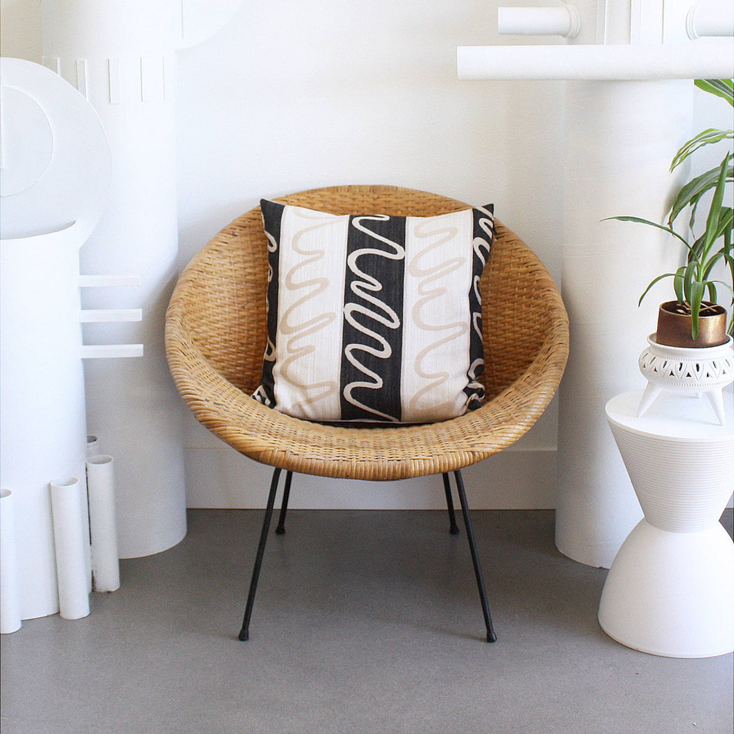 Striped Squiggle Pattern Square Pillow Cover